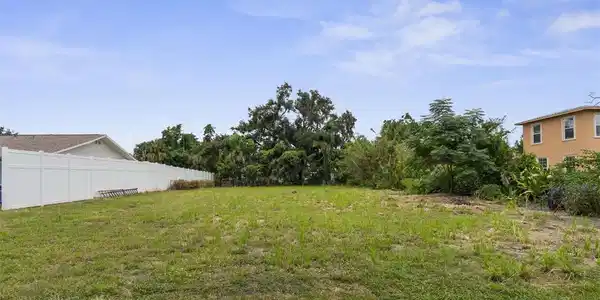 216 PAVONIA ROAD