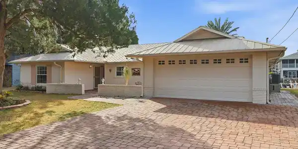 11290 W AMERINDIAN COURT