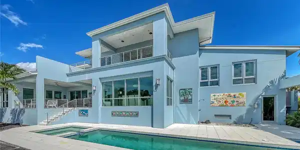 705 JUNGLE QUEEN WAY