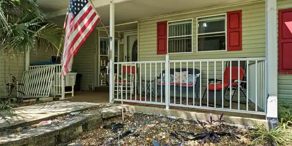 387 MARSH LANDING LOOP