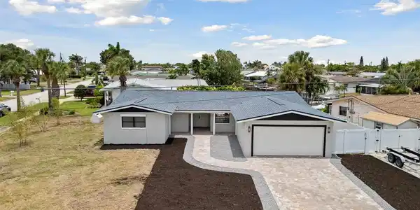 1500 S HARBOR DRIVE