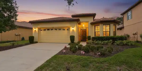 147 SILVER FALLS DRIVE