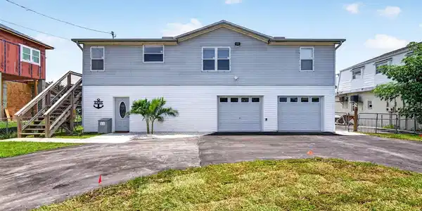 6806 SEA RANCH DRIVE