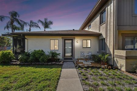 2933 LICHEN LANE
