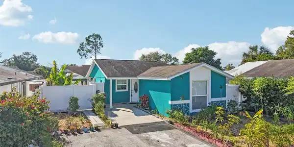 9126 BAYMEADOW COURT