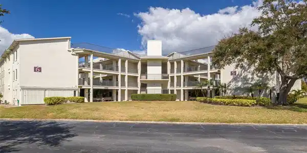 Image 4 Image 4