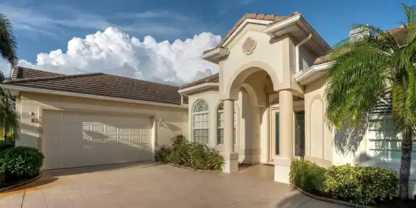 4340 CORSO VENETIA BOULEVARD