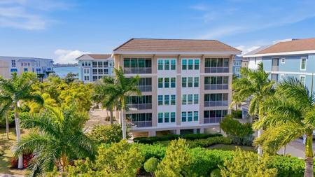 395 ARUBA CIRCLE