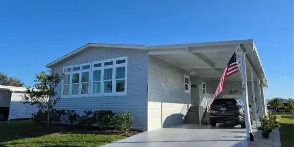 530 WALNUT CIRCLE