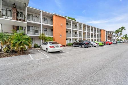 2211 SUNSET DRIVE