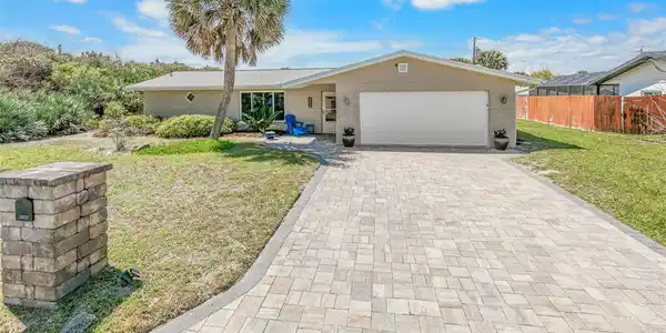 4366 CANDLEWOOD LANE