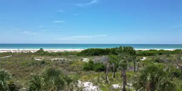 460 BEACH ROAD
