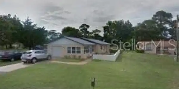 11 PELICAN DRIVE