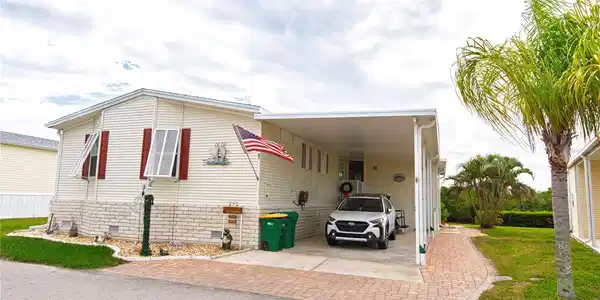 35 HAGUE ROAD
