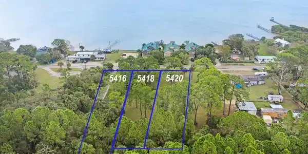 5416, 5418 & 5420 RIVEREDGE DRIVE