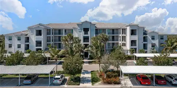 14081 HERITAGE LANDING BOULEVARD