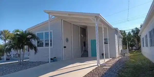 723 S GREEN CIRCLE
