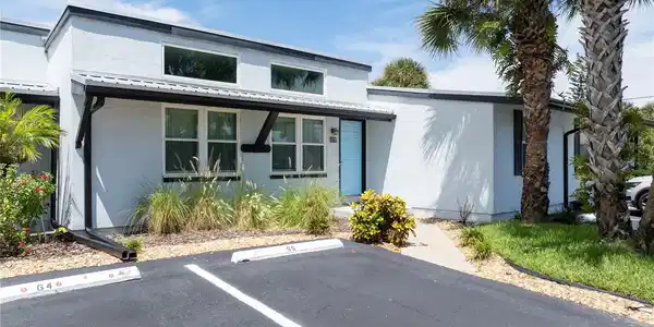 66 SABAL CAY COURT