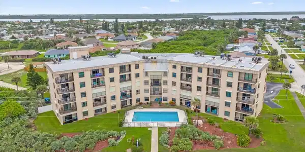 2730 OCEAN SHORE BOULEVARD