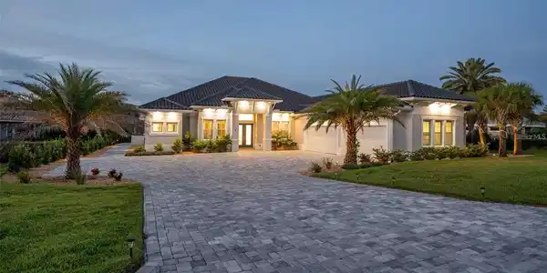 8 ISLAND ESTATES PARKWAY