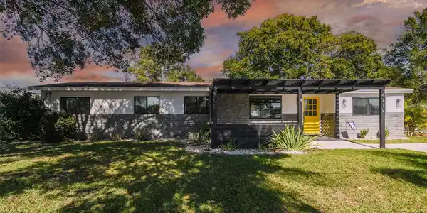 4719 W FAIRVIEW HEIGHTS