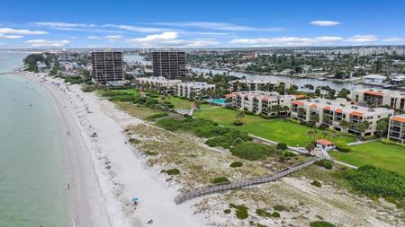 7537 BAYSHORE DRIVE