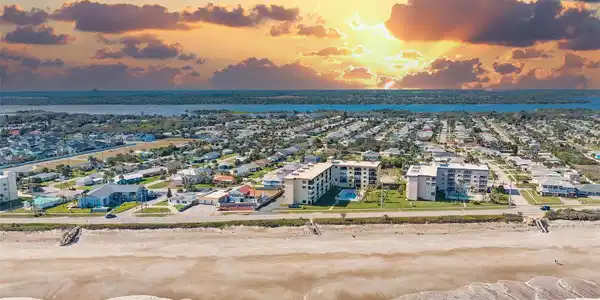 2290 OCEAN SHORE BOULEVARD