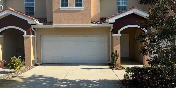 13 MERIDIAN DRIVE