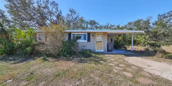 1023 WILLIS ROAD