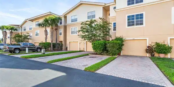 5614 RED SNAPPER COURT