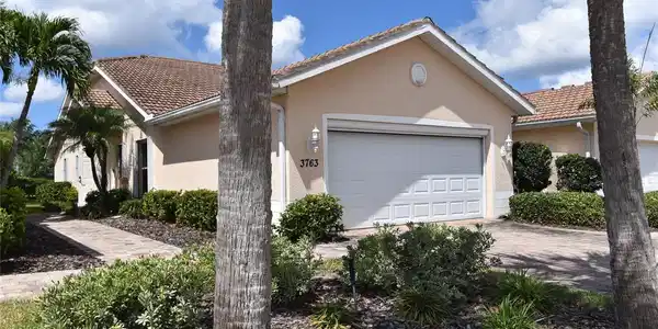 3763 ALBACETE CIRCLE