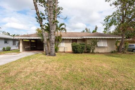 2153 SUNNYSIDE LANE
