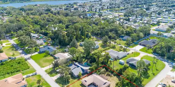 116 HIBISCUS ROAD