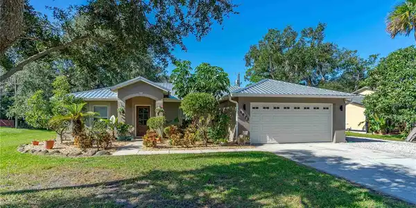 1872 MANGO TREE DRIVE