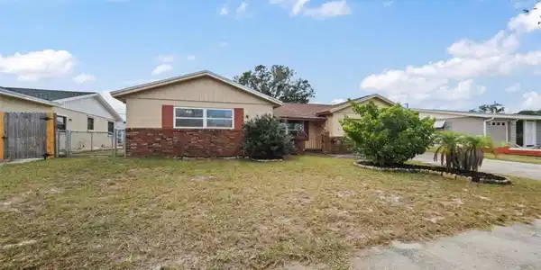 965 LISA DRIVE