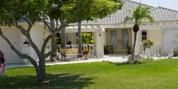 5032 GALLEON COURT