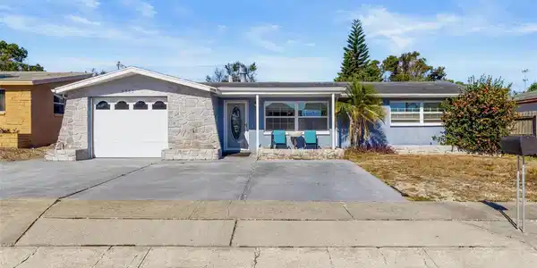 4333 WESTWOOD DRIVE