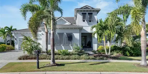 712 MANNS HARBOR DRIVE