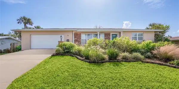 30 SILK OAKS DRIVE