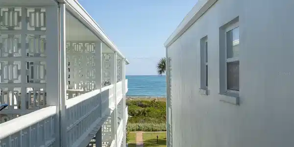 4800 OCEAN BEACH BOULEVARD