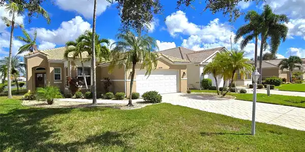 26208 FEATHERSOUND DRIVE