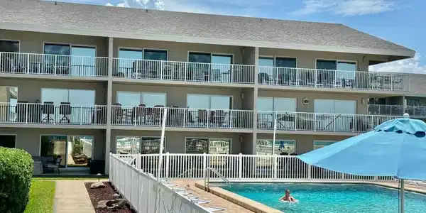 4801 SAXON DRIVE