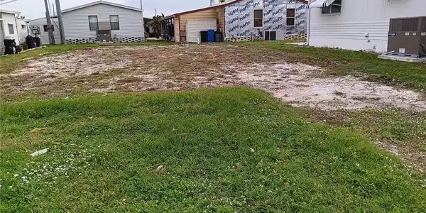 649 N GREEN CIRCLE