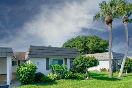 2723 RIVERBLUFF COURT