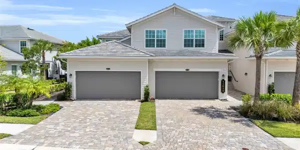 14625 SYCAMORE COURT