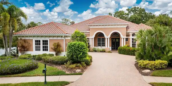 10 BOCA ROYALE BOULEVARD