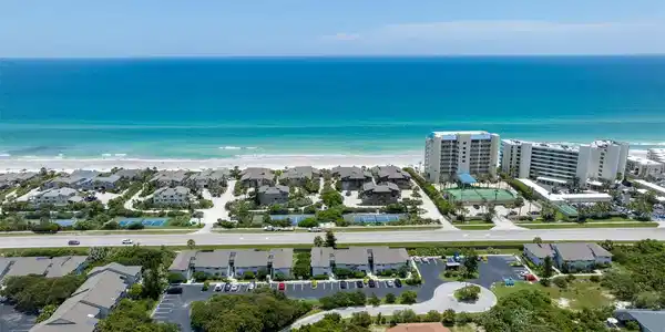 4325 SEA MIST DRIVE