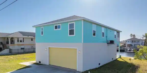 3500 CASA COURT
