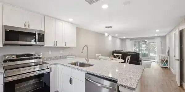 4210 REDCLIFF PLACE