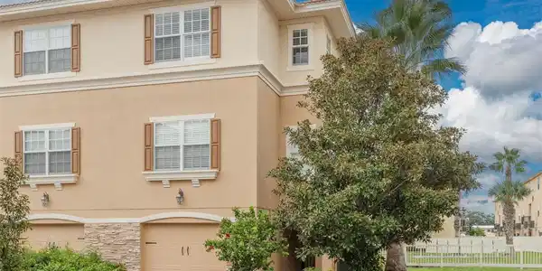 5026 HERRING COURT
